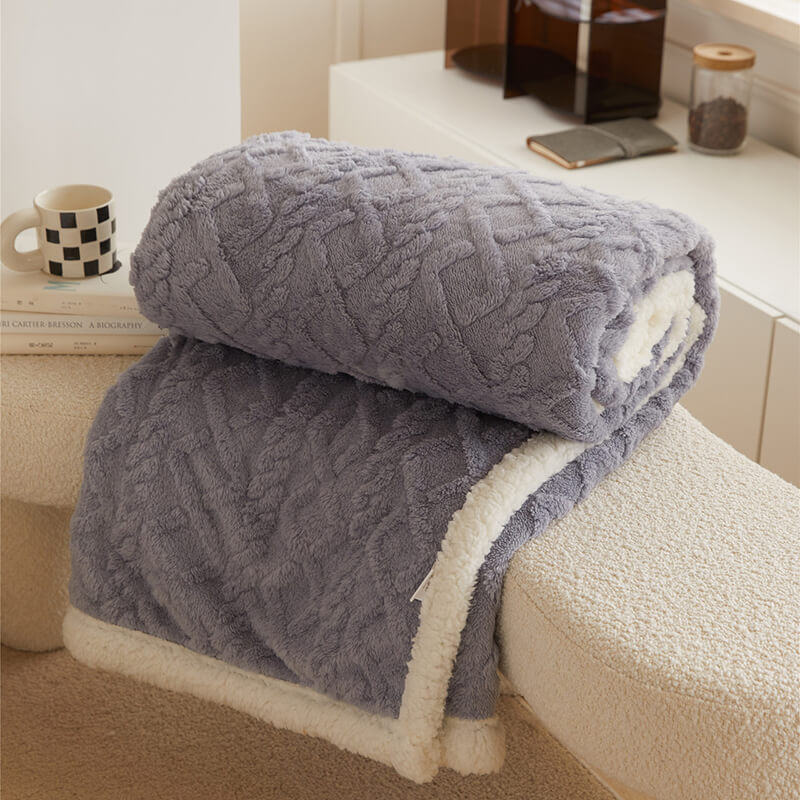 CozyReign – Reversible Sherpa Fleece Blanket with 3D Textured Design