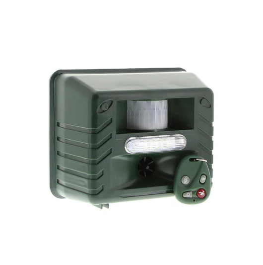 Woodpecker Ultrasonic Repeller – Solar Powered Bird Control with Flashing Light