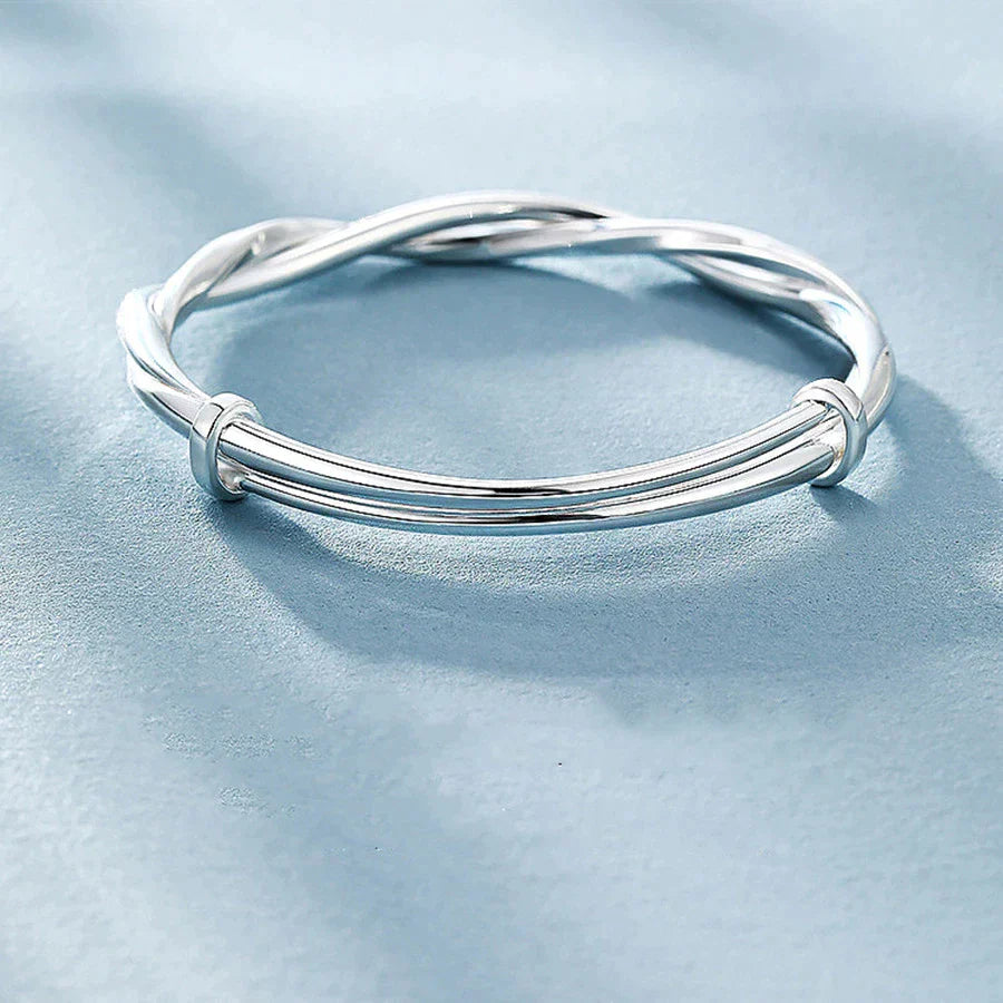 Elegant Interwoven Silver Bracelet | Timeless Braided Design
