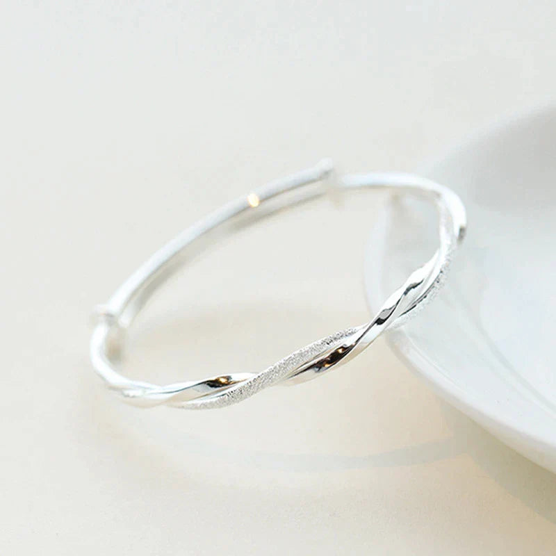 Elegant Interwoven Silver Bracelet | Timeless Braided Design