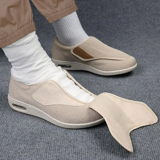 GlideCare™ Wide Comfort Diabetic Shoes – Zero-Drop Support for Swollen & Sensitive Feet