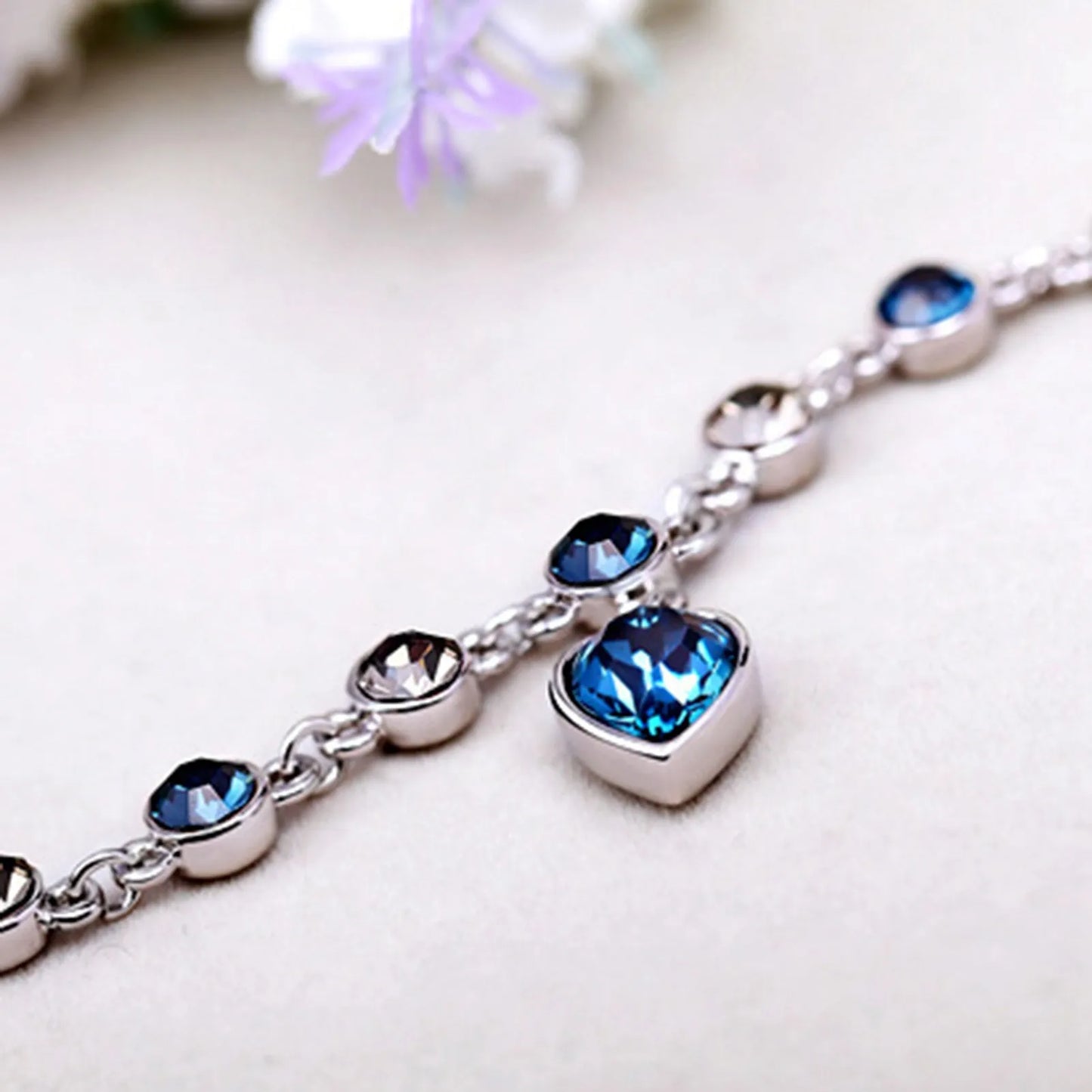 Heart of the Ocean – Crystal Bracelet