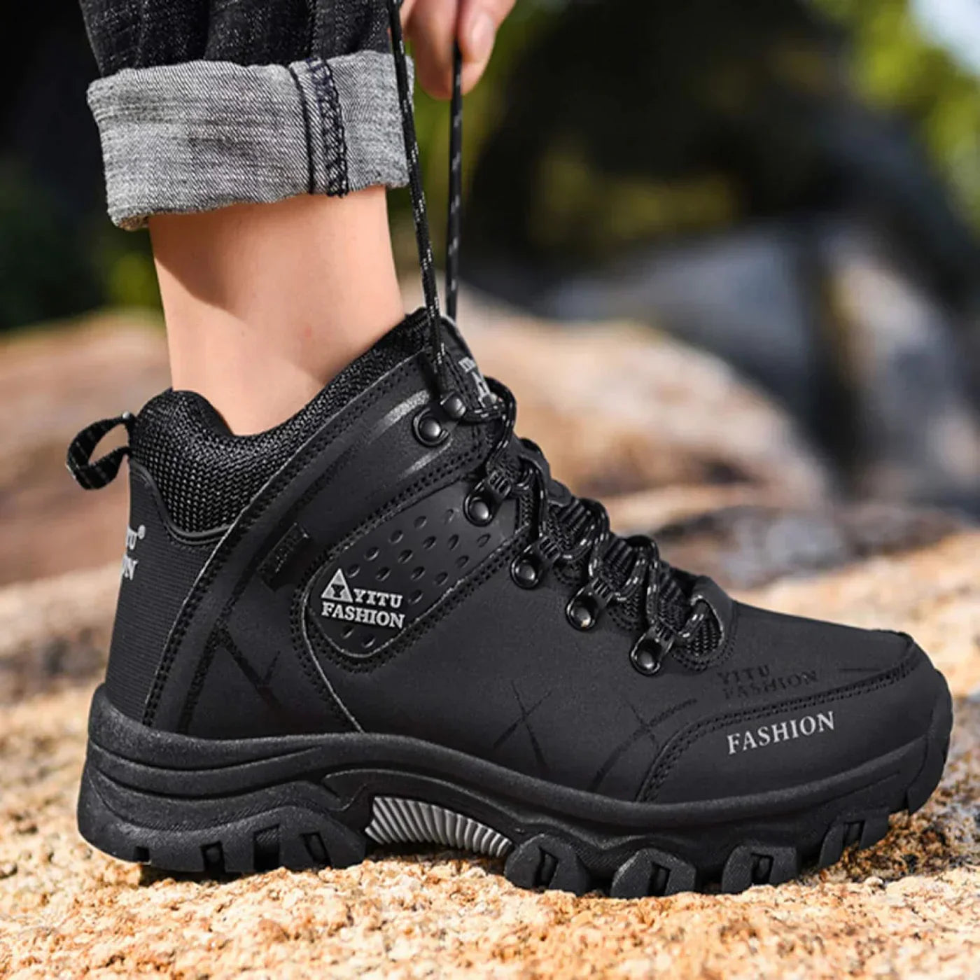 Men’s Waterproof Winter Boots – Ergonomic Sole Outdoor Boots