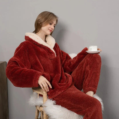 Women’s Fleece Pajama Set Long Sleeve Loungewear