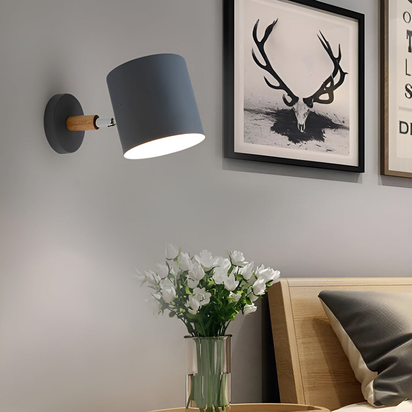 NordicGlow – Adjustable Wall Lamp with Pastel Elegance