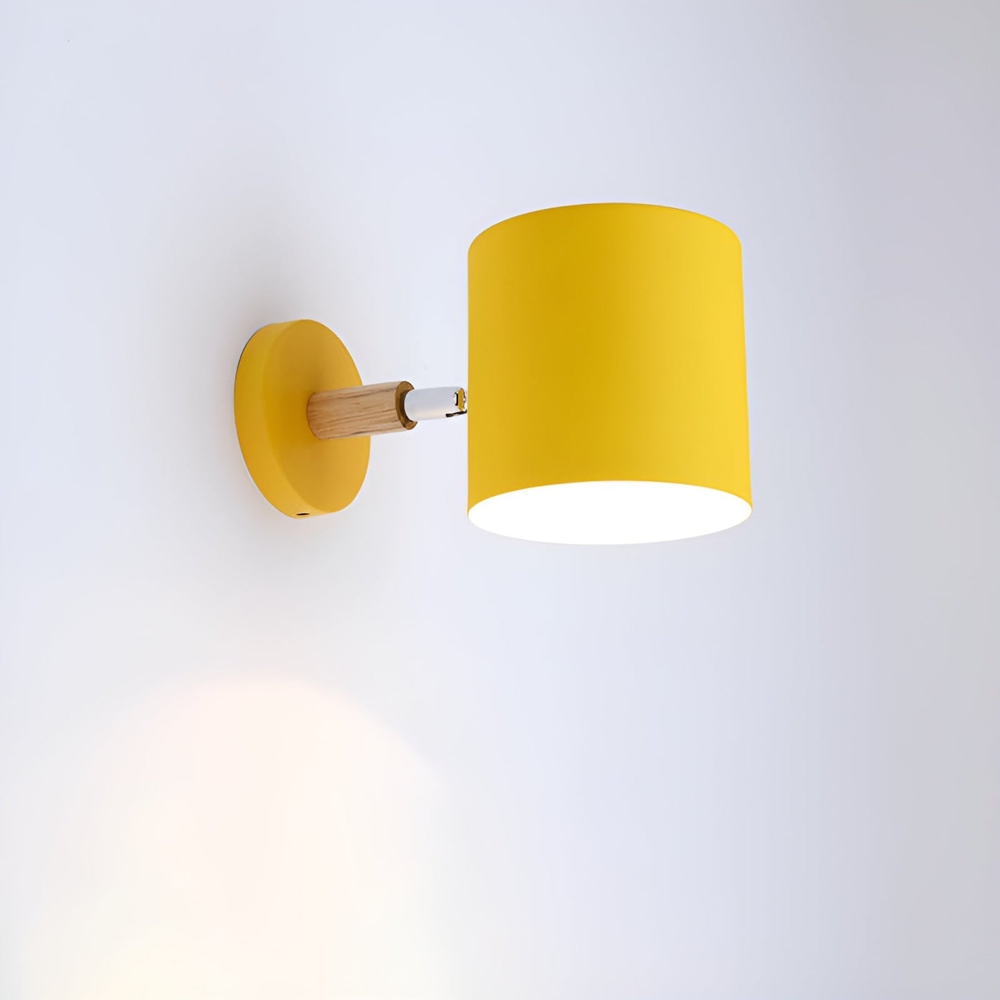NordicGlow – Adjustable Wall Lamp with Pastel Elegance