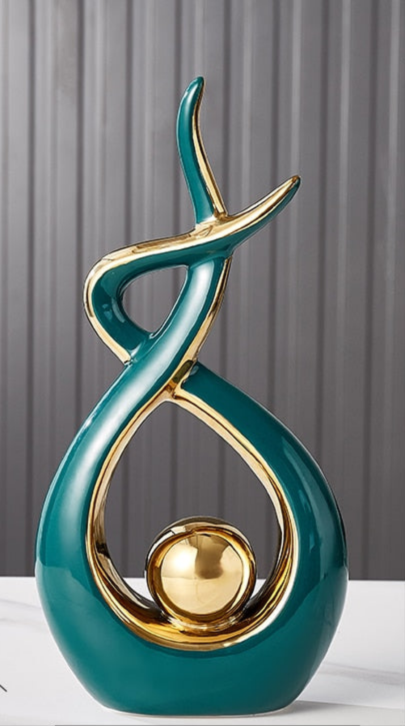 LuxeForm – Abstract Ceramic Sculpture with Gold Accents for Timeless Elegance