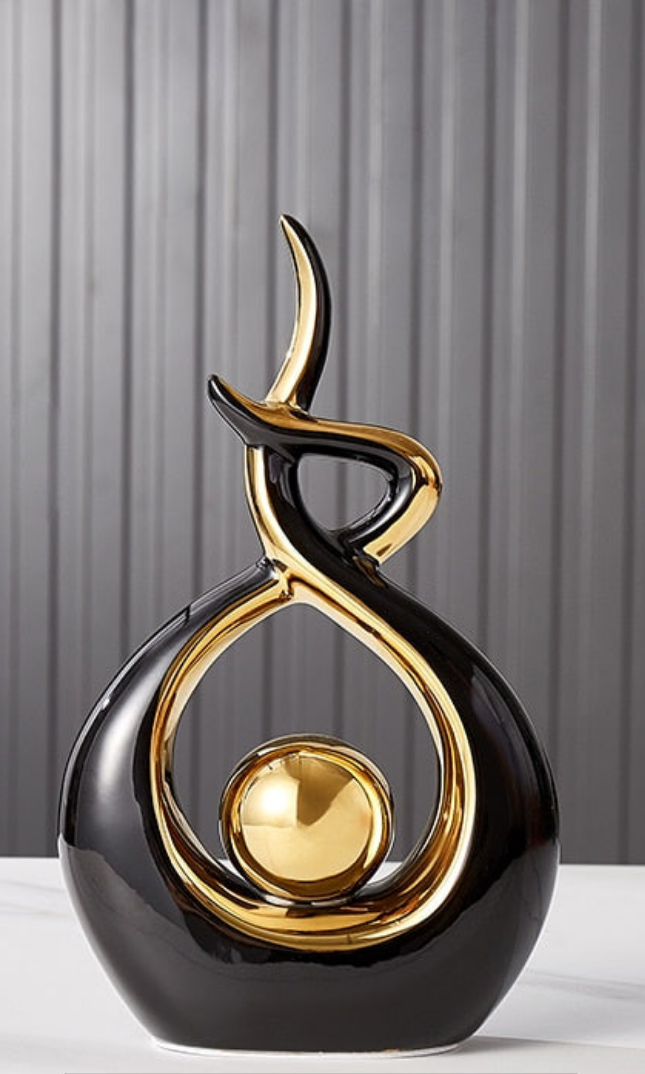 LuxeForm – Abstract Ceramic Sculpture with Gold Accents for Timeless Elegance