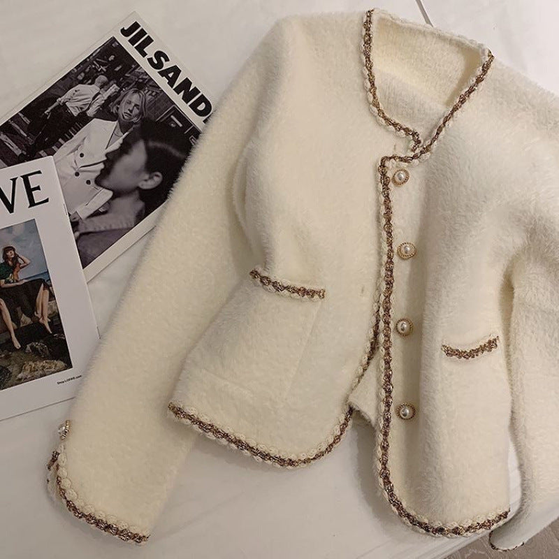 VersaChic - Timeless and Elegant Jacket for Effortless Sophistication