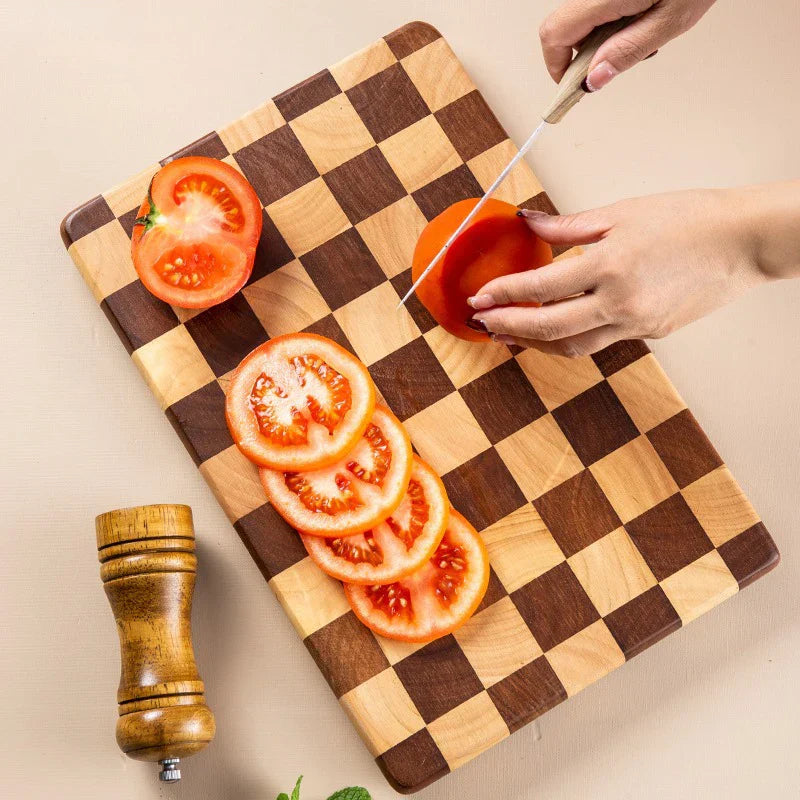 WoodElegance – Luxury Non-Slip Cutting Board made of Acacia Wood for Stylish and Safe Use