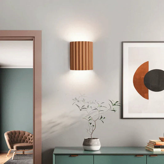 LumeSculpt – Modern Resin Wall Light