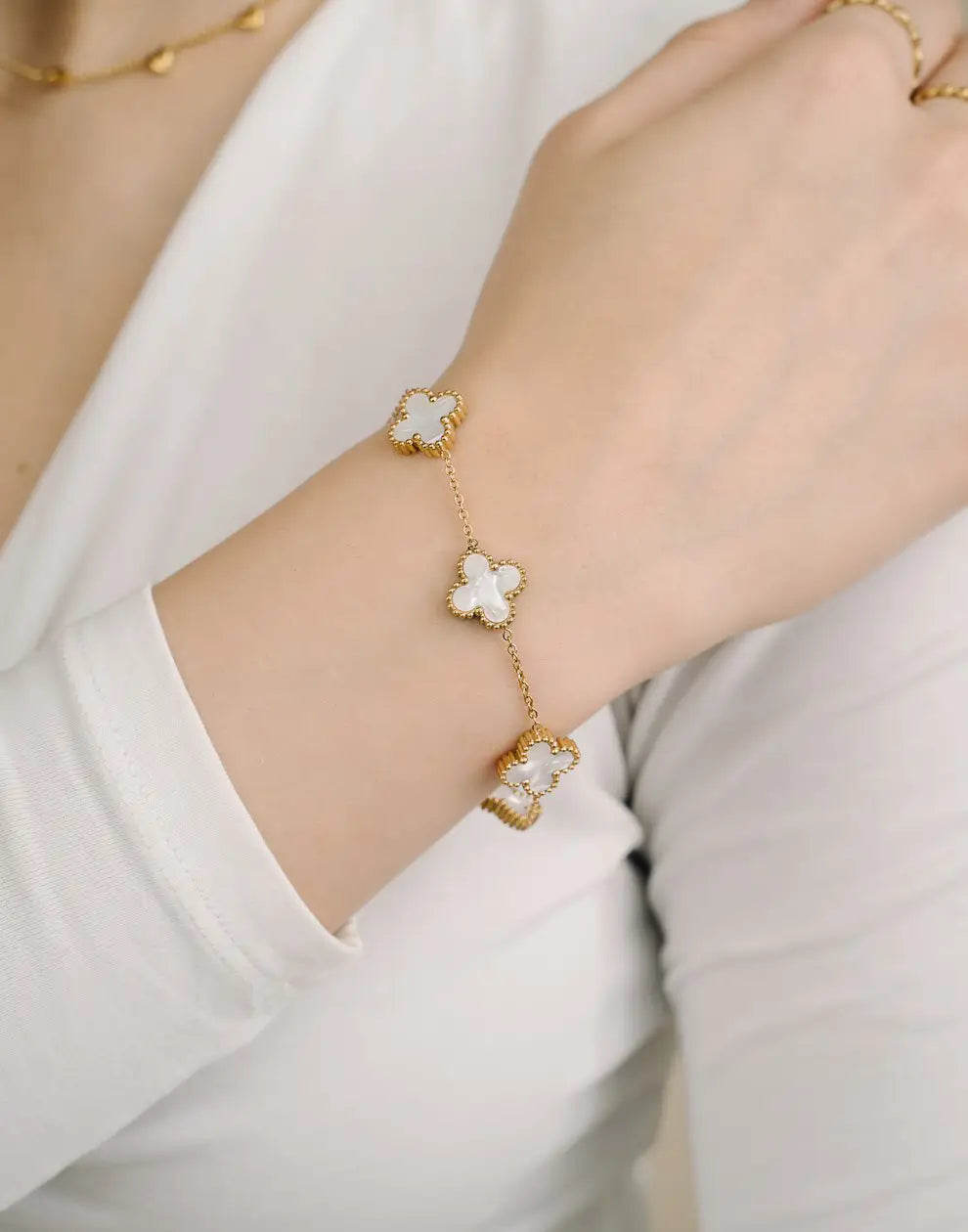 Five-Leaf Clover Bracelet | Symbol of Luck, Elegance & Meaning