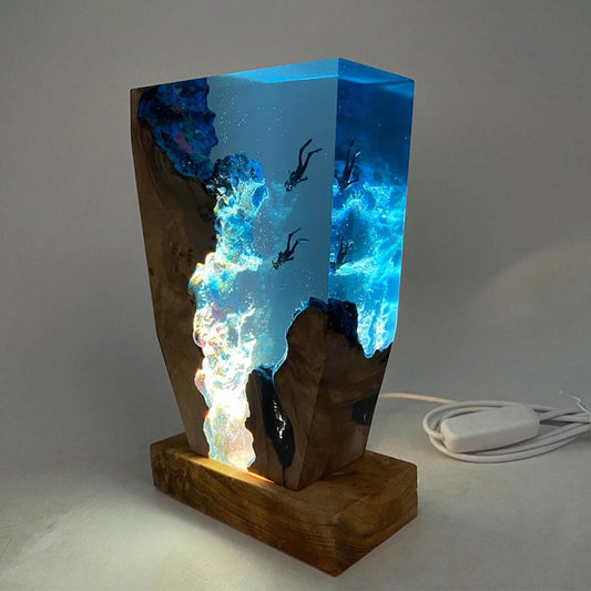 Ocean Scene LED Wooden Table Lamp with Diver Design