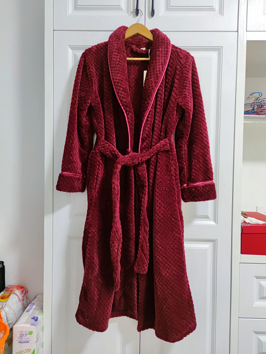 Evi Cozy Fleece Bathrobe – Warm & Ultra-Soft Comfort Robe