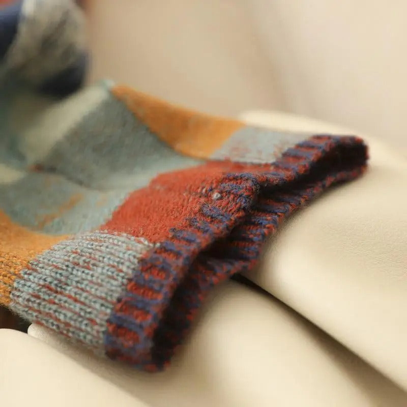 Aurora – Luxury Cashmere Turtleneck Sweater for Women