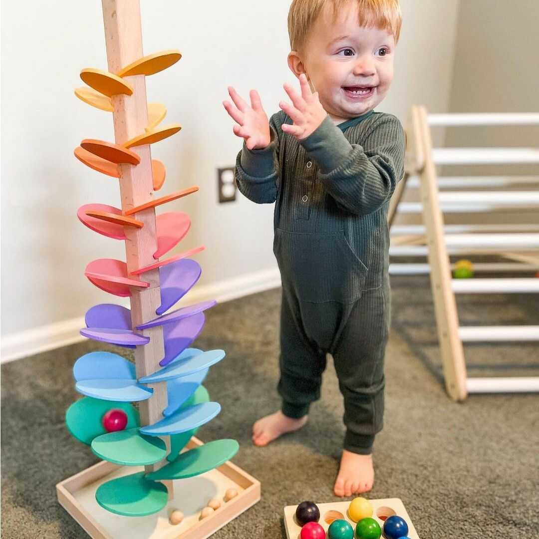 Luca - Interactive Rainbow Marble Tree