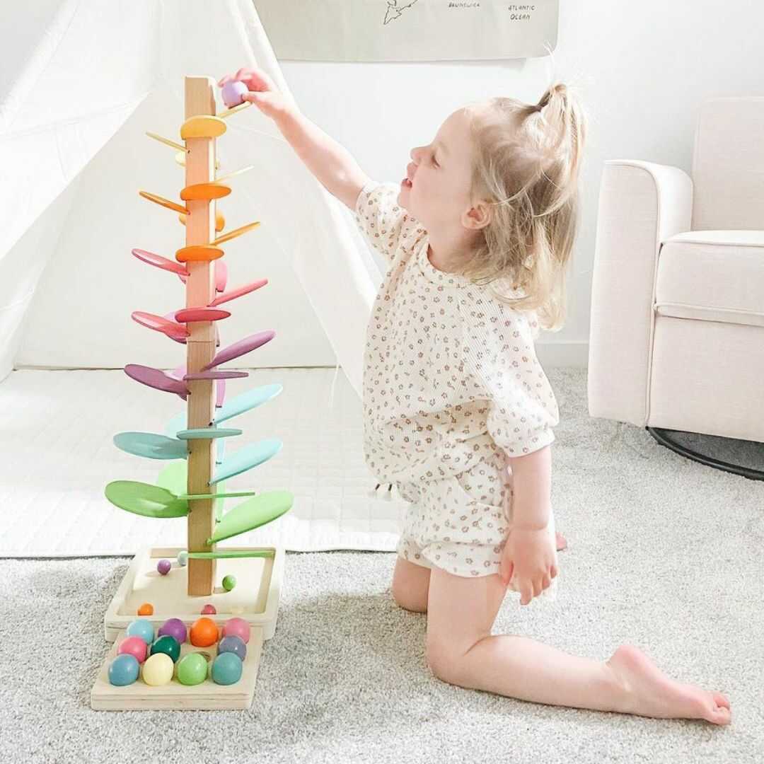 Luca - Interactive Rainbow Marble Tree