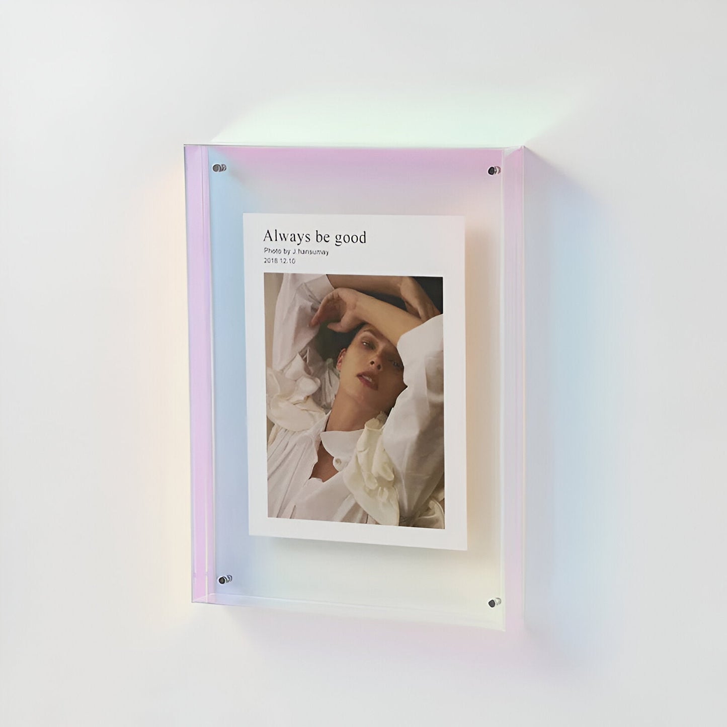 AcryGlow – Transparent Photo Frame with Modern Minimalist Design