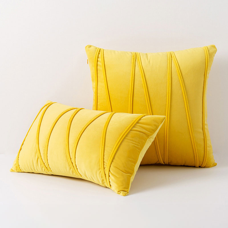 VelvaLuxe – Soft Decorative Pillow Covers