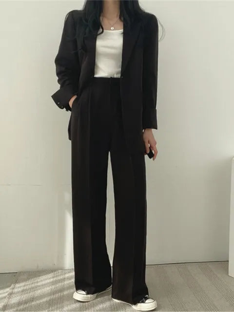Women's Tailored Blazer and Pants Suit Two Piece Set