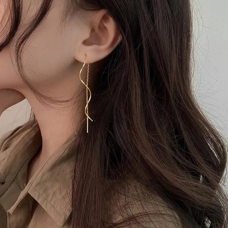 WaveLine Drop Earrings | Modern Wavy Tassel Design