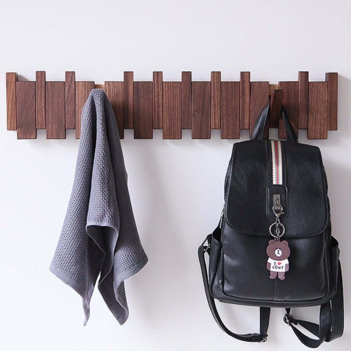 PianoCraft™ – Handcrafted Luxury Wooden Piano Coatrack
