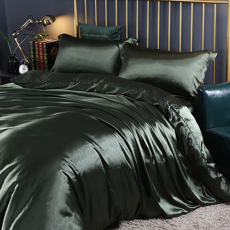SilkAura - 4-Piece Silk Luxury Bedding