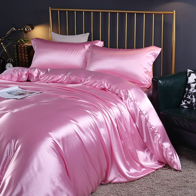 SilkAura - 4-Piece Silk Luxury Bedding