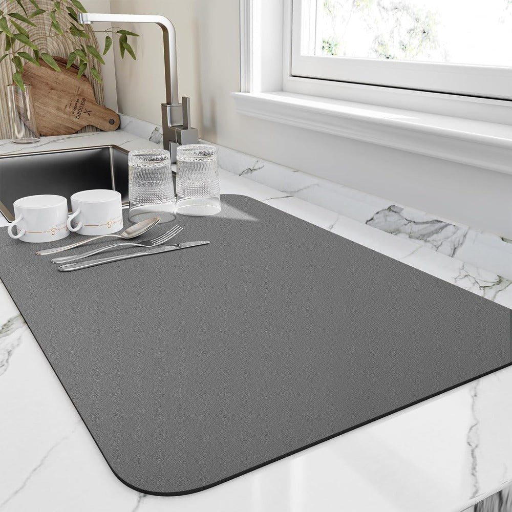 AeroDry – Quick-Drying Kitchen Mat with Superior Absorption