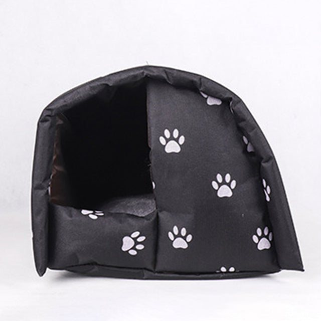FrostHaven™ Insulated Outdoor Cat House – Waterproof & Thick Fleece Lined