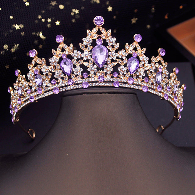 Vintage Crystal Tiara Crown – Gold Tone Elegant Hair Accessory