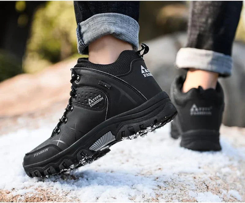 Men’s Waterproof Winter Boots – Ergonomic Sole Outdoor Boots